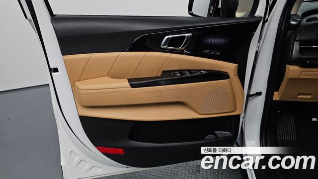 Kia Canival 2022 — photo 14