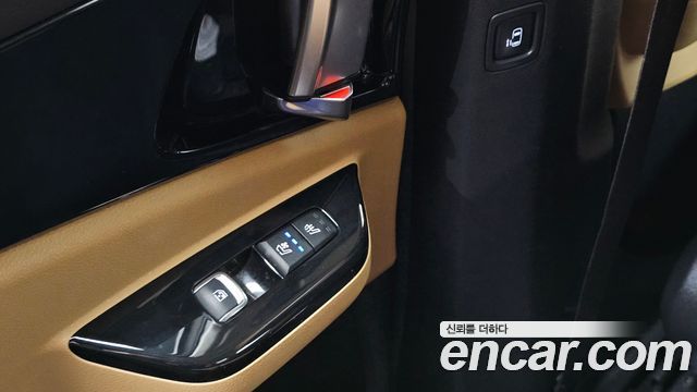 Kia Canival 2022 — photo 27