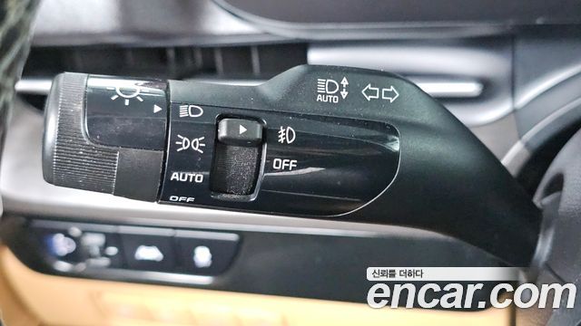 Kia Canival 2022 — photo 30