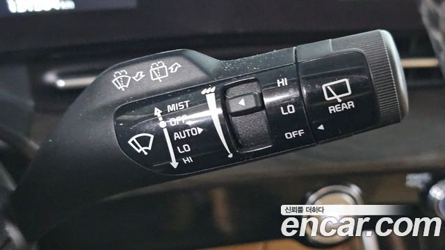 Kia Canival 2022 — photo 31