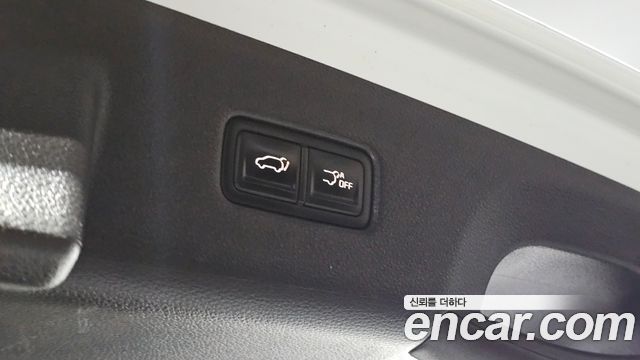 Kia Canival 2022 — photo 33
