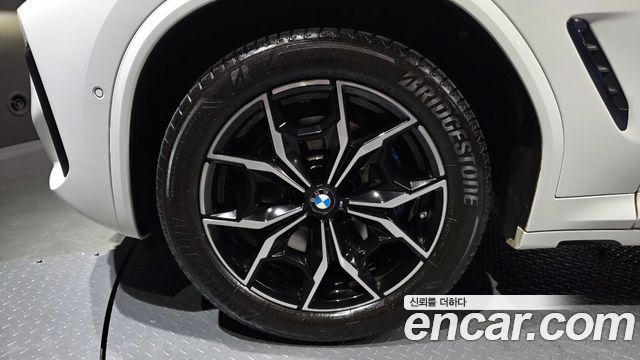 BMW X4 2022 — photo 5
