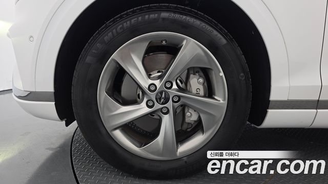Genesis GV70 2025 — photo 5