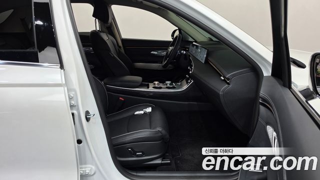 Genesis GV70 2025 — photo 11