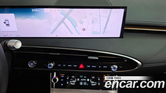 Genesis GV70 2025 — photo 14
