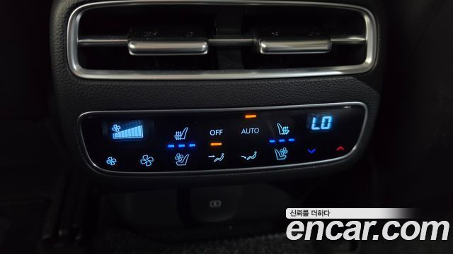 Genesis GV70 2025 — photo 18