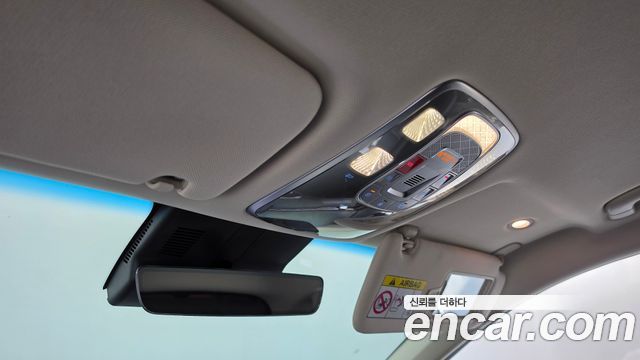 Genesis GV70 2025 — photo 19