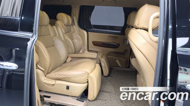 Kia Canival 2017 — photo 17