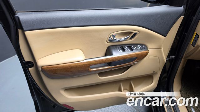 Kia Canival 2017 — photo 14