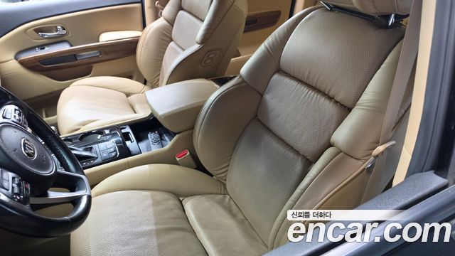 Kia Canival 2017 — photo 27