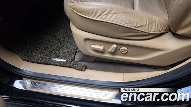 Kia Canival 2017 — photo 30