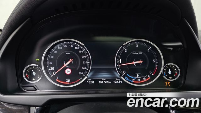 BMW X6 2017 — photo 8