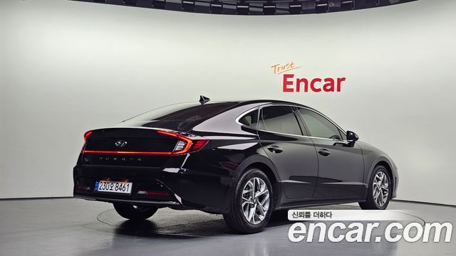 Hyundai Sonata 2022 — photo 2