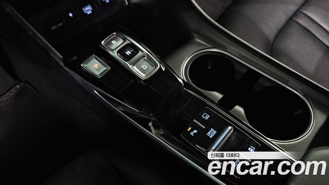 Hyundai Sonata 2022 — photo 9