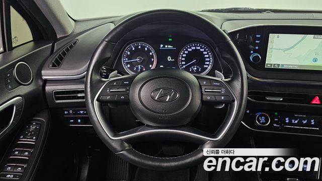 Hyundai Sonata 2022 — photo 15
