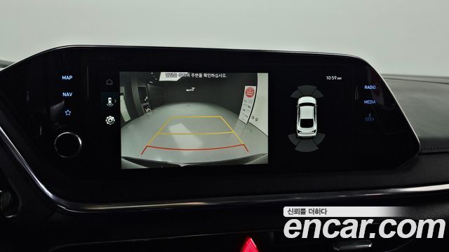 Hyundai Sonata 2022 — photo 17