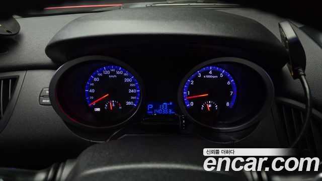 Hyundai Genesis 2010 — photo 8