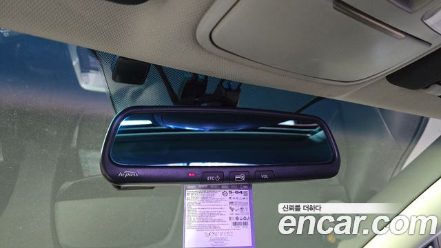 Hyundai Genesis 2010 — photo 18