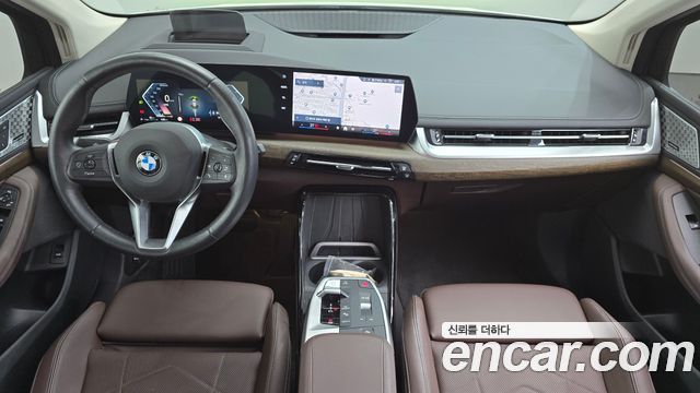 BMW 2-Series 2024 — photo 10