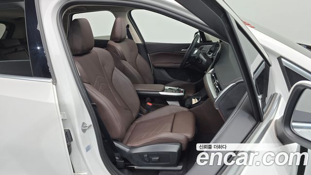 BMW 2-Series 2024 — photo 16