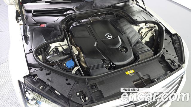 Mercedes-Benz S-Class 2020 — photo 6
