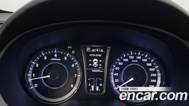 Hyundai Aslan 2016 — photo 8
