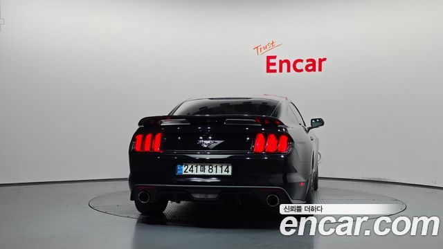 Ford Mustang 2016 — photo 4