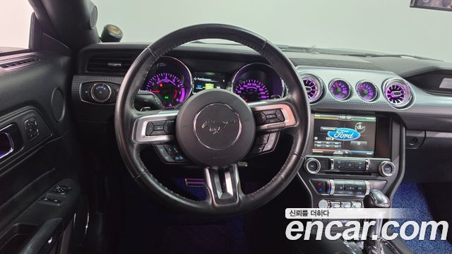 Ford Mustang 2016 — photo 13