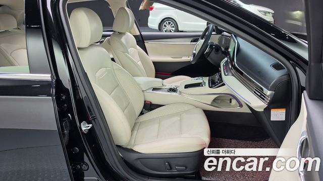 Hyundai Grandeur 2022 — photo 16