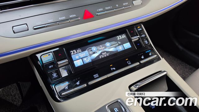 Hyundai Grandeur 2022 — photo 29