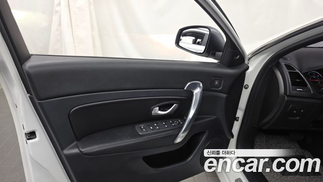 Renault Korea SM5  2015 — photo 14