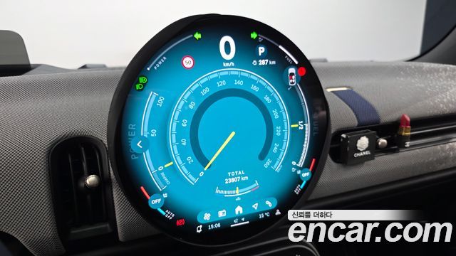 Mini Cooper 2025 — photo 11
