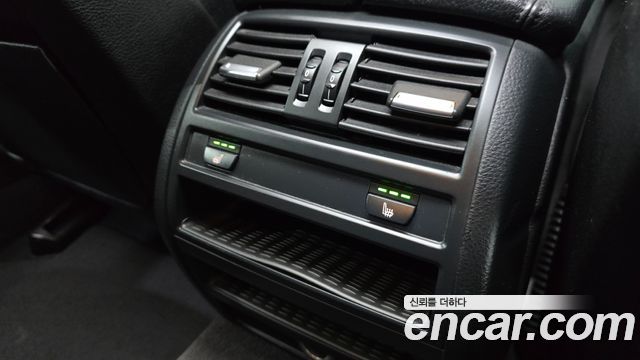 BMW 5-Series 2014 — photo 18