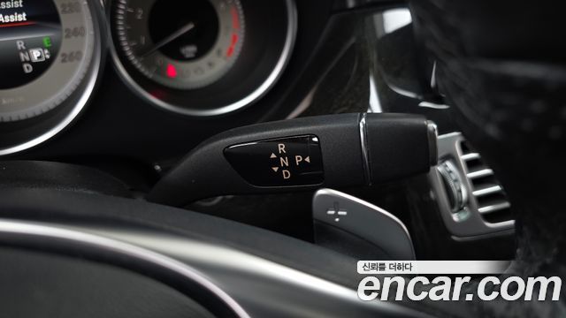Mercedes-Benz CLS-Class 2015 — photo 9