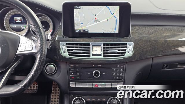 Mercedes-Benz CLS-Class 2015 — photo 14