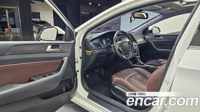 Hyundai Sonata 2017 — photo 13