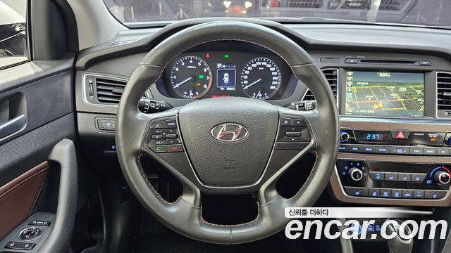 Hyundai Sonata 2017 — photo 19