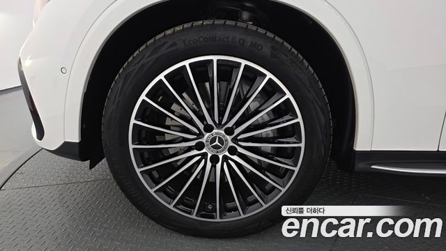 Mercedes-Benz GLC-Class 2024 — photo 5