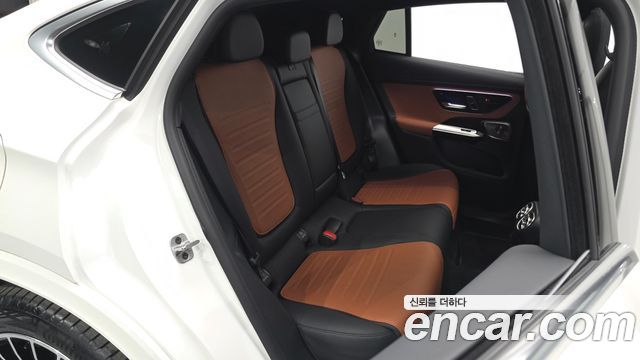 Mercedes-Benz GLC-Class 2024 — photo 17