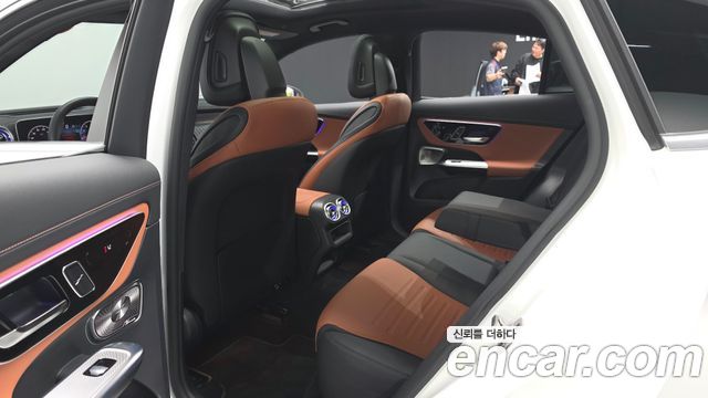 Mercedes-Benz GLC-Class 2024 — photo 18