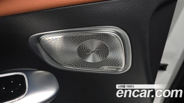 Mercedes-Benz GLC-Class 2024 — photo 34