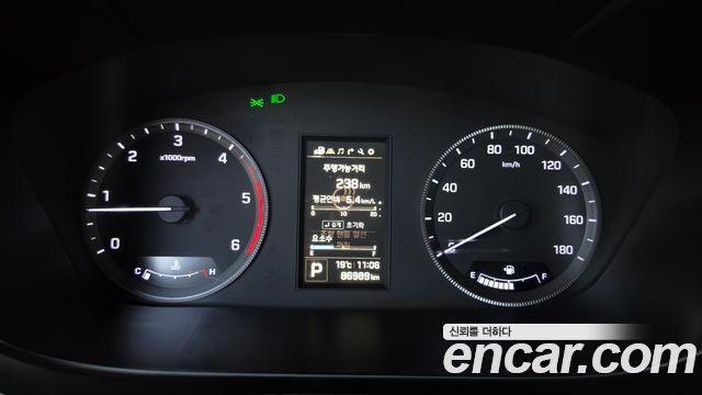 Hyundai Solati 2023 — photo 11