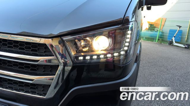 Hyundai Solati 2023 — photo 8