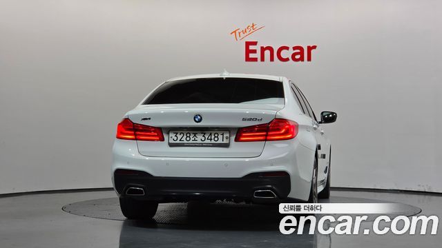 BMW 5-Series 2020 — photo 4