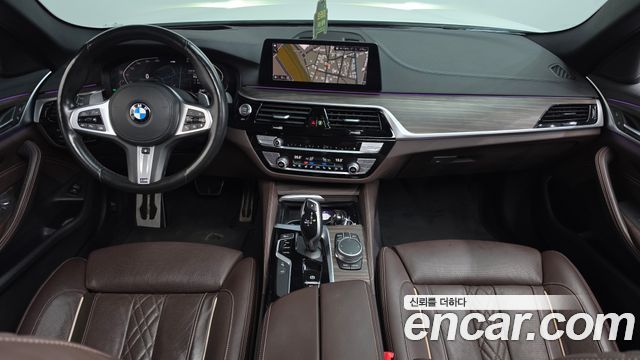 BMW 5-Series 2020 — photo 7