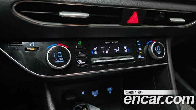 Hyundai Sonata 2020 — photo 25