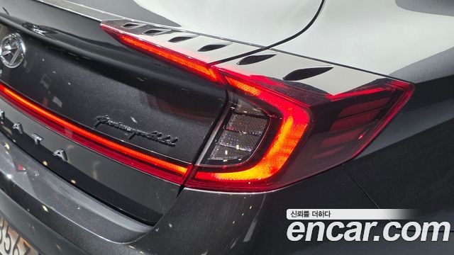 Hyundai Sonata 2020 — photo 9