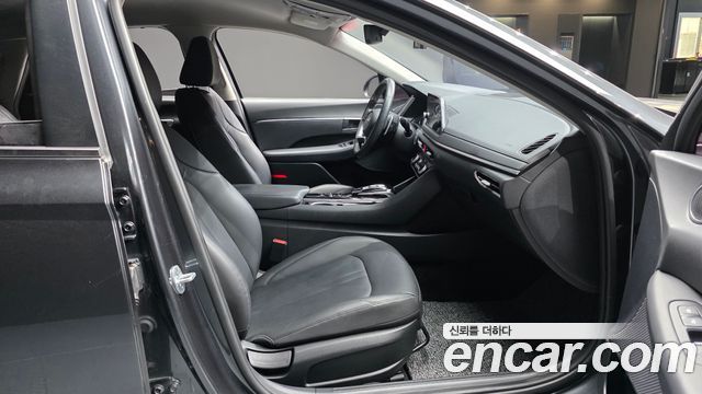 Hyundai Sonata 2020 — photo 16