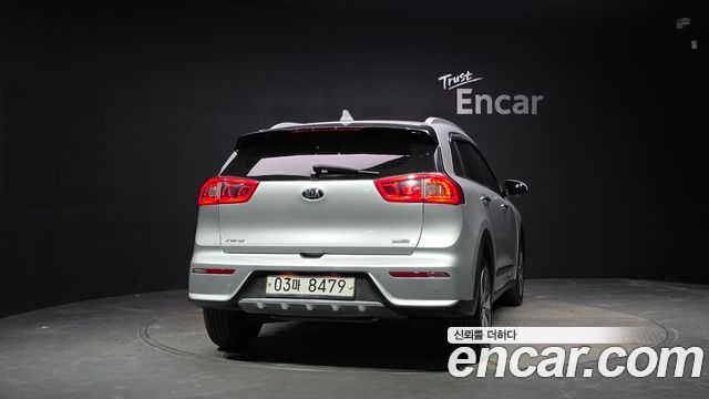 Kia Niro 2018 — photo 4