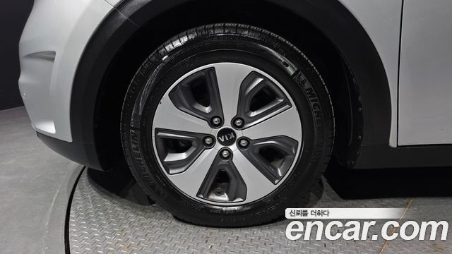 Kia Niro 2018 — photo 5